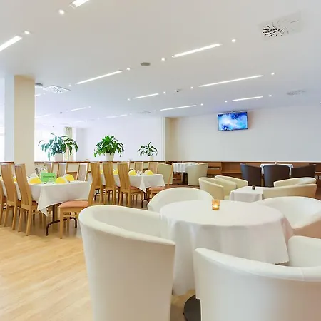 Hotel Lineas 3*